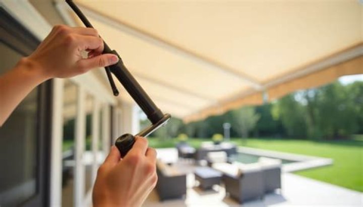How do you tighten a fabric awning?